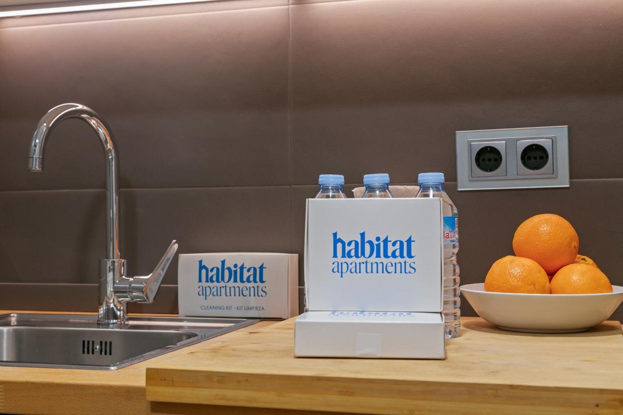 Habitat Apartments Barcelona Plaza Bagian luar foto
